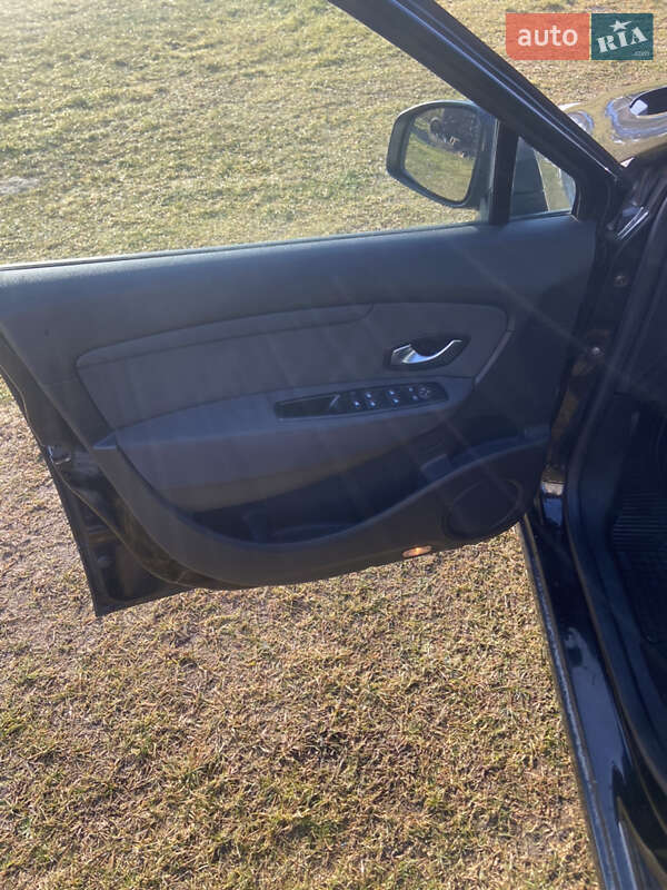 Минивэн Renault Scenic 2010 в Жовкве