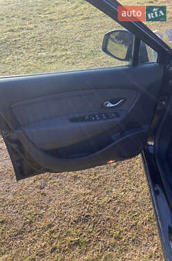 Минивэн Renault Scenic 2010 в 