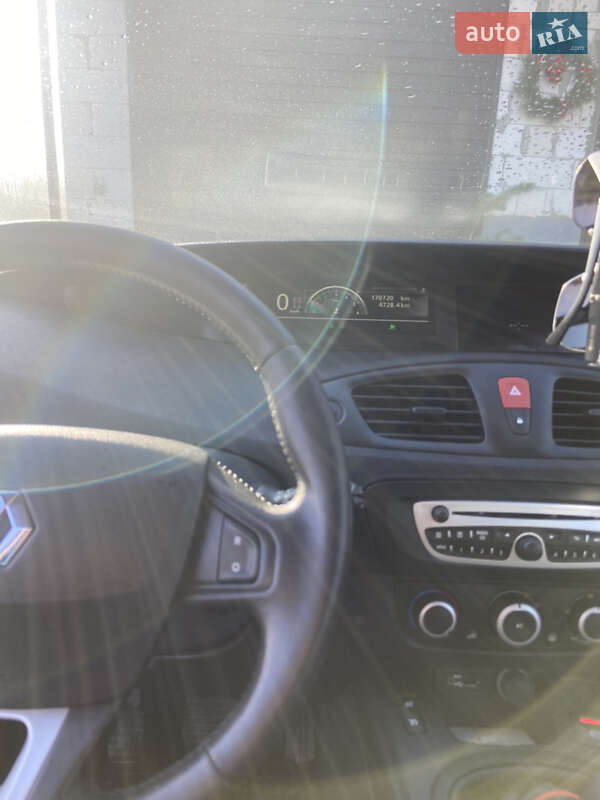 Минивэн Renault Scenic 2010 в Жовкве