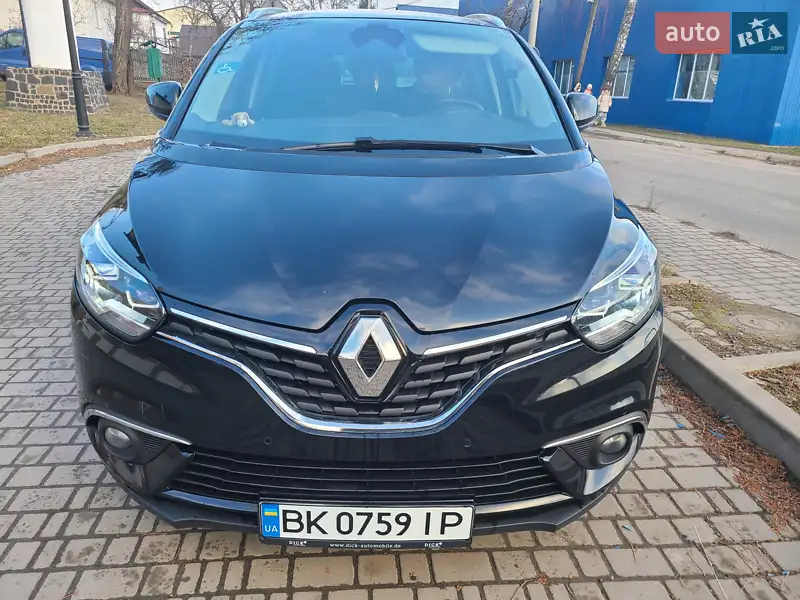 Минивэн Renault Scenic 2017 в 