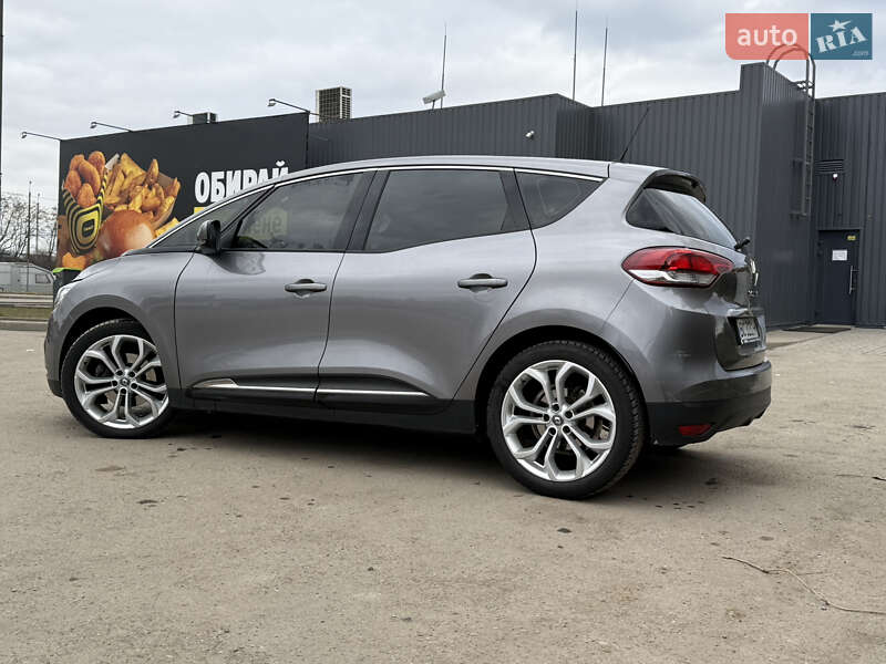 Мінівен Renault Scenic 2017 в Івано-Франківську