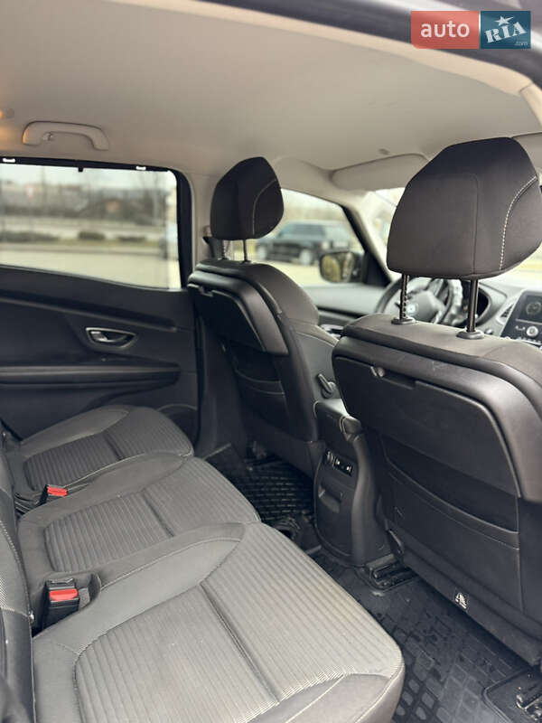 Мінівен Renault Scenic 2017 в Івано-Франківську