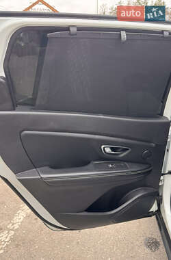Минивэн Renault Scenic 2017 в 