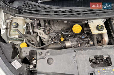 Минивэн Renault Scenic 2017 в 
