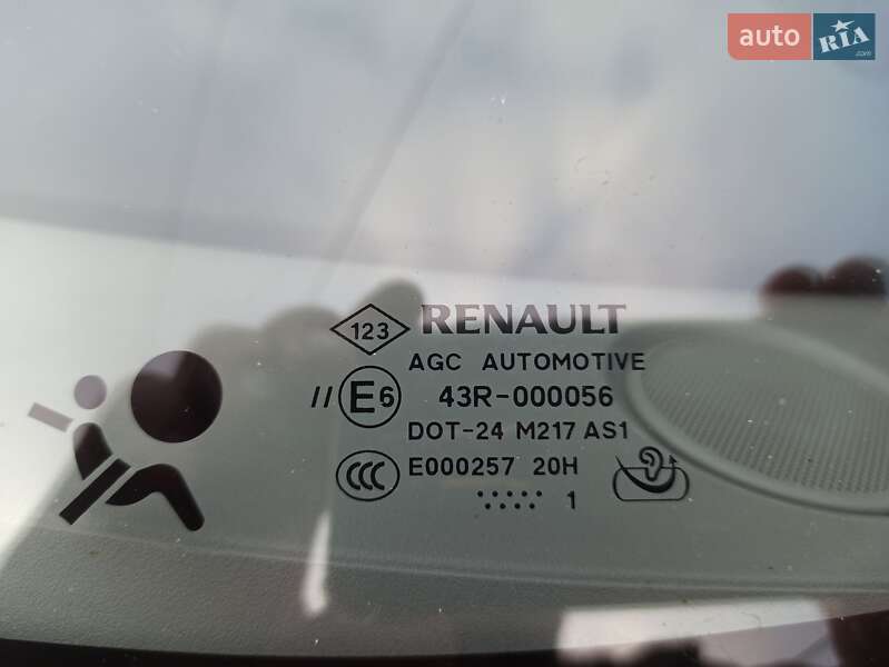 Минивэн Renault Scenic 2011 в Мироновке