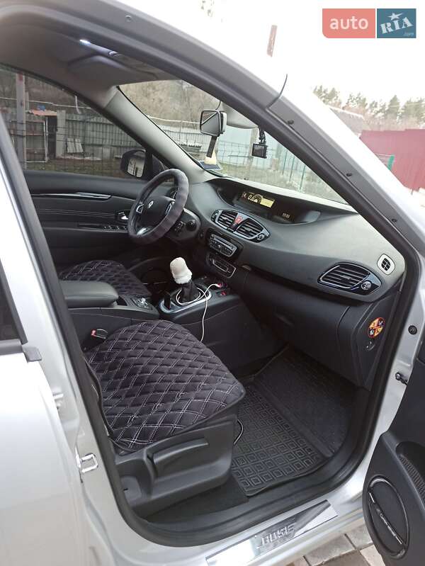 Минивэн Renault Scenic 2011 в Мироновке