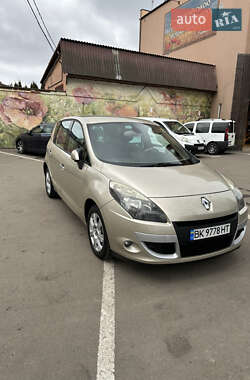 Renault Scenic 2010