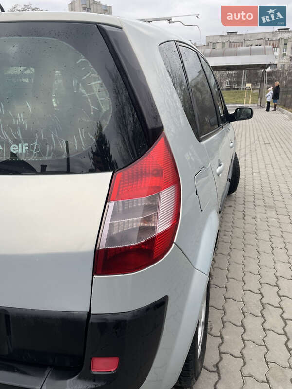 Минивэн Renault Scenic 2003 в Добромиле