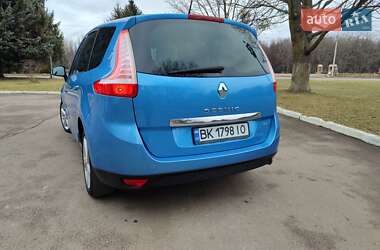 Мінівен Renault Scenic 2012 в Рівному