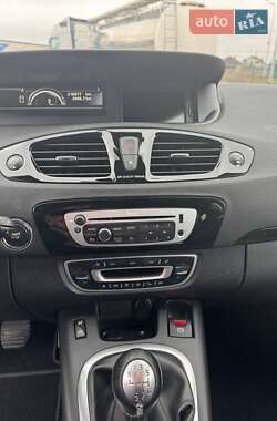 Минивэн Renault Scenic 2013 в Нововолынске