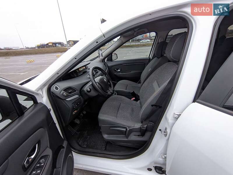Минивэн Renault Scenic 2012 в Львове