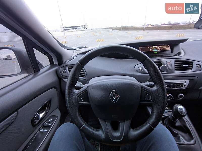 Минивэн Renault Scenic 2012 в Львове