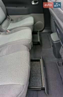 Минивэн Renault Scenic 2008 в 