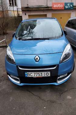 Мінівен Renault Scenic 2012 в Львові