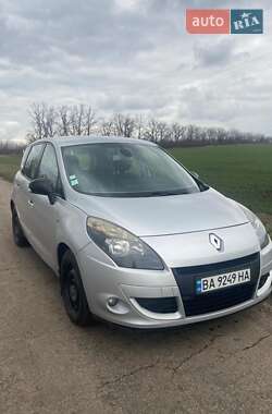 Renault Scenic 2011