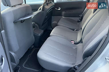 Минивэн Renault Scenic 2009 в 