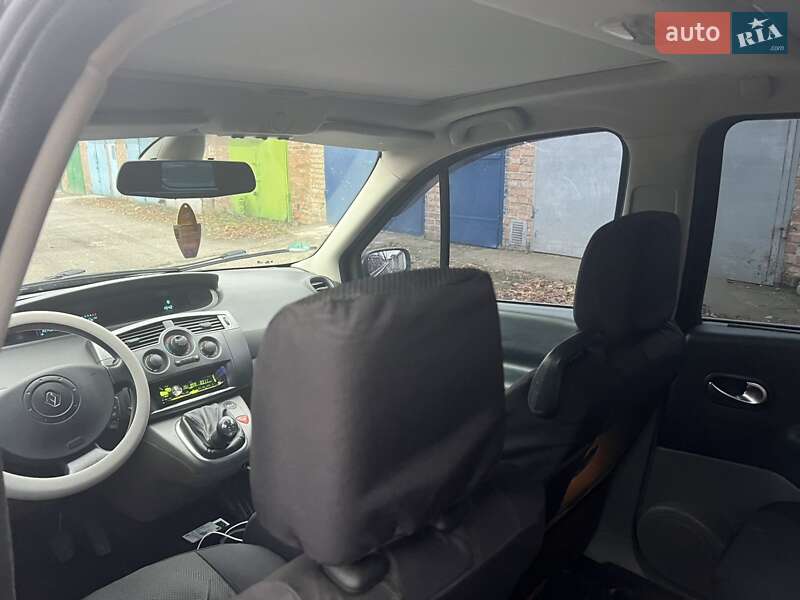 Минивэн Renault Scenic 2006 в Знаменке фото 5 Минивэн Renault Scenic 2006 в Знаменке
