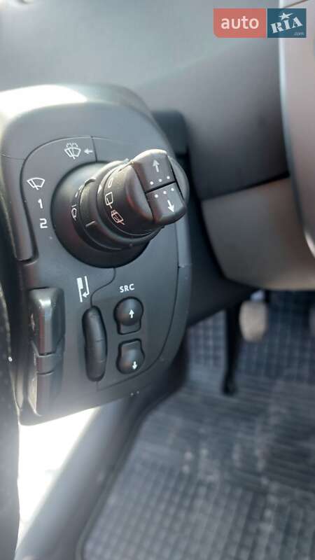 Мінівен Renault Scenic 2008 в Карлівці