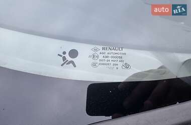 Минивэн Renault Scenic 2010 в 