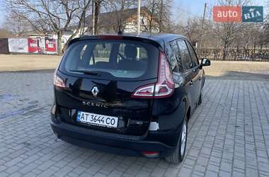 Минивэн Renault Scenic 2011 в Косове