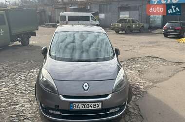 Минивэн Renault Scenic 2012 в Киеве