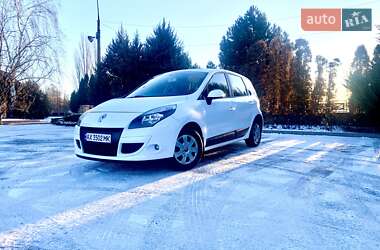 Renault Scenic 2011