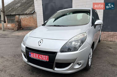 Минивэн Renault Scenic 2011 в Хороле