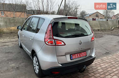 Минивэн Renault Scenic 2011 в Хороле