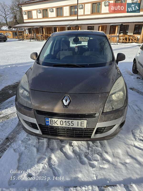 Renault Scenic 2010