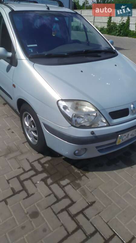 Минивэн Renault Scenic 2002 в Золотоноше