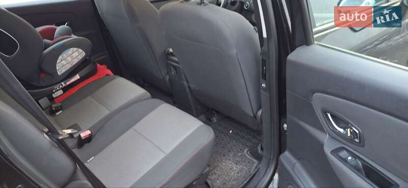 Мінівен Renault Scenic 2013 в Кривому Розі