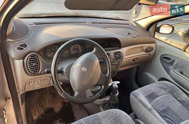 Мінівен Renault Scenic 2001 в Києві