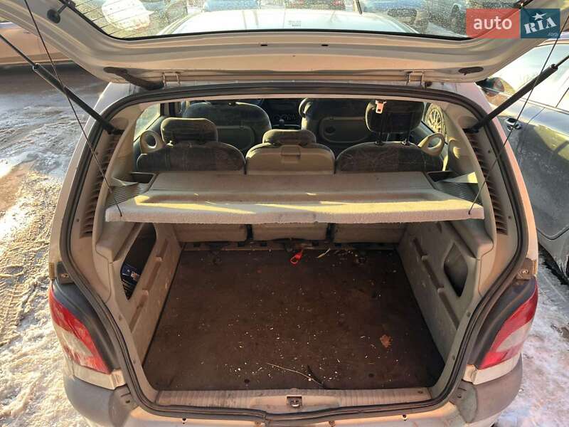 Минивэн Renault Scenic 2001 в Киеве