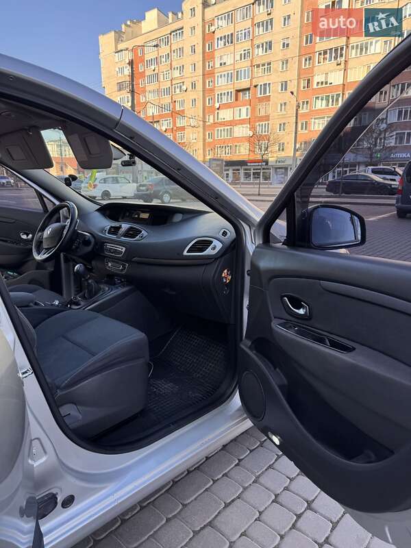 Минивэн Renault Scenic 2010 в Ивано-Франковске