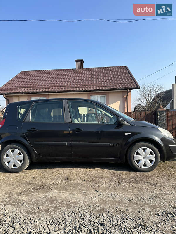 Минивэн Renault Scenic 2006 в Луцке