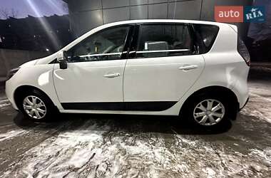 Мінівен Renault Scenic 2012 в 