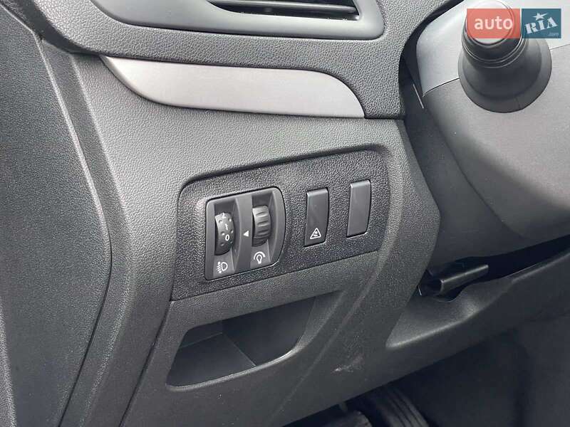 Renault Scenic 2012