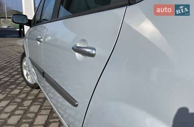 Минивэн Renault Scenic 2005 в Ковеле