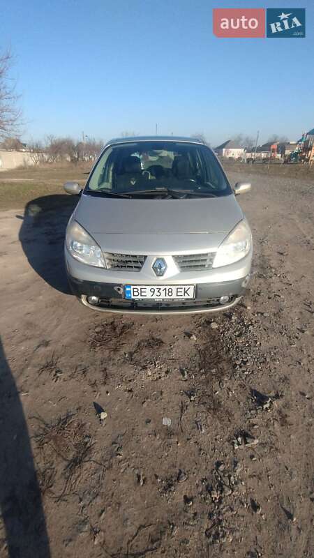 Минивэн Renault Scenic 2006 в Вознесенске