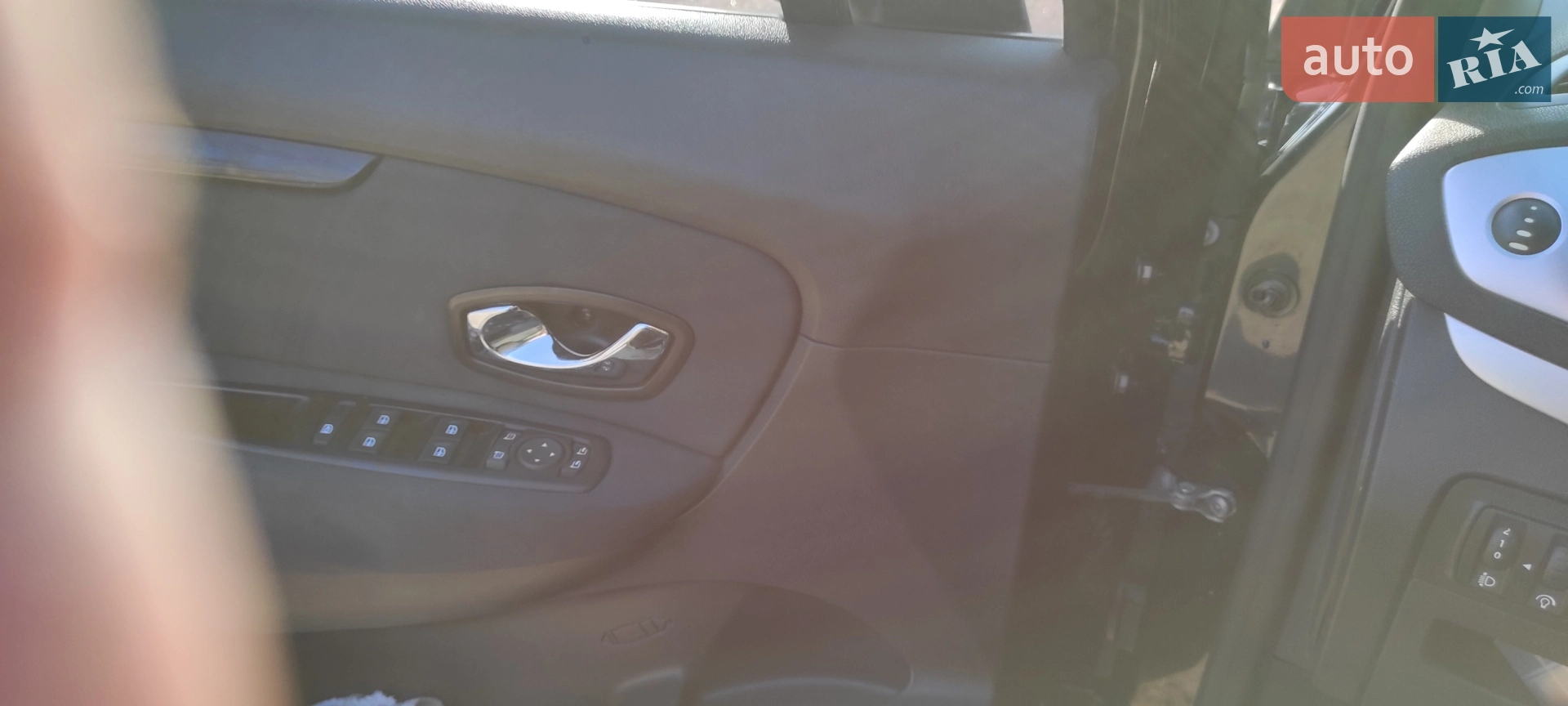 2013 Renault Scenic - мініатюра 24