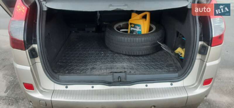 Минивэн Renault Scenic 2007 в Киеве