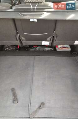 Минивэн Renault Scenic 2011 в 