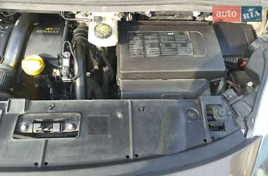 Минивэн Renault Scenic 2011 в 