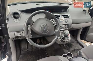 Минивэн Renault Scenic 2005 в 