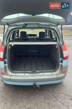 Минивэн Renault Scenic 2007 в 