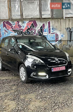 Минивэн Renault Scenic 2012 в Луцке