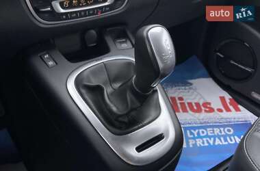 Минивэн Renault Scenic 2013 в 