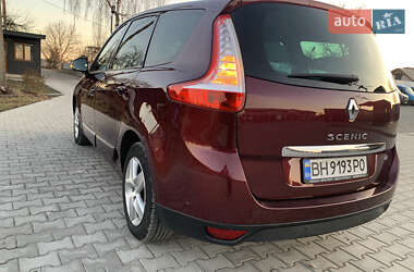 Минивэн Renault Scenic 2015 в Калуше