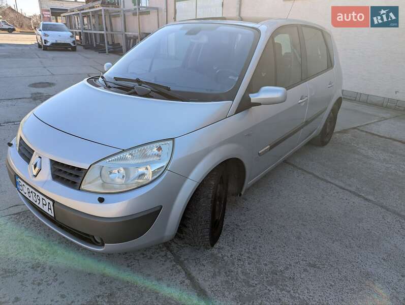 Мінівен Renault Scenic 2005 в Стрию