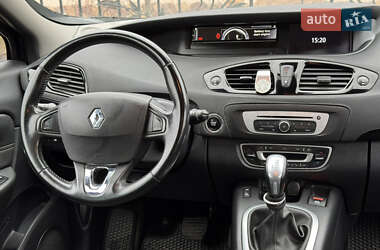 Мінівен Renault Scenic 2015 в 
